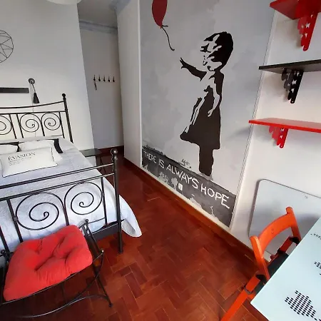 Caza Latina リスボン