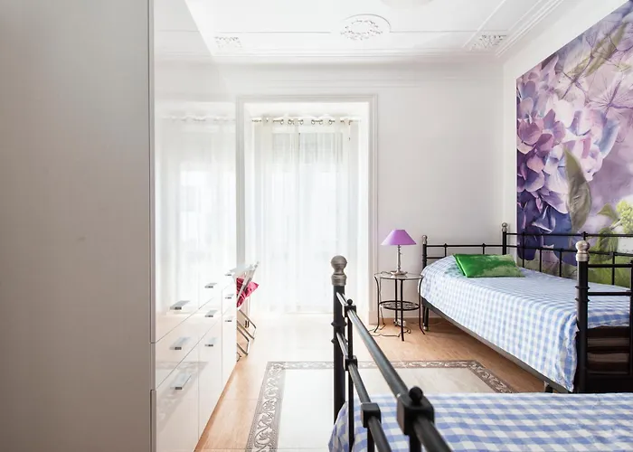 Caza Latina * Лісабон