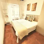 Apartment Caza Latina *