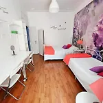 Caza Latina Apartment Lissabon